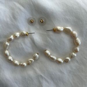 Baublebar DAFINA PEARL HOOP EARRINGS